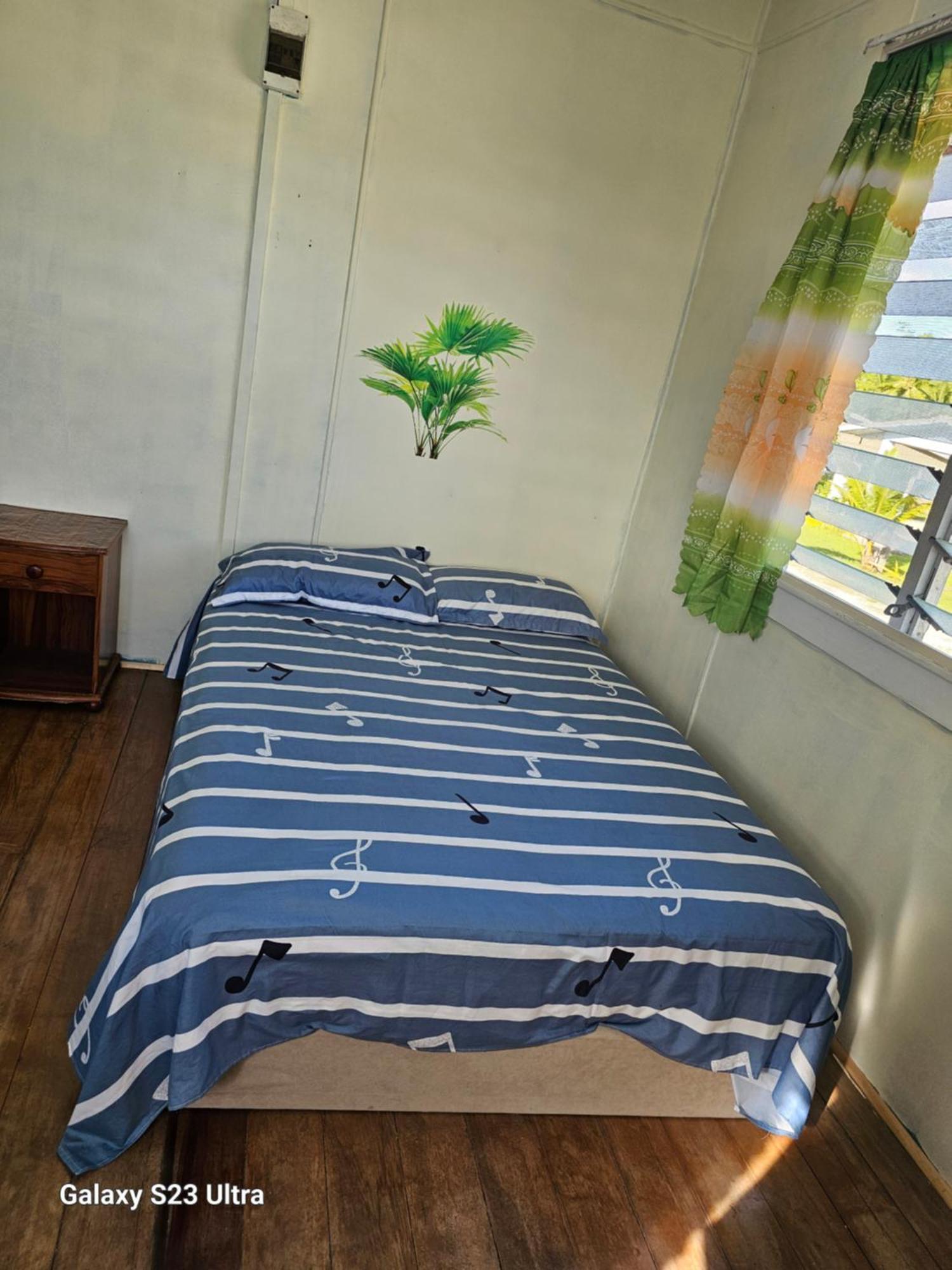 Heleni Jessop'S Fatahega Villa Alofi Exterior photo