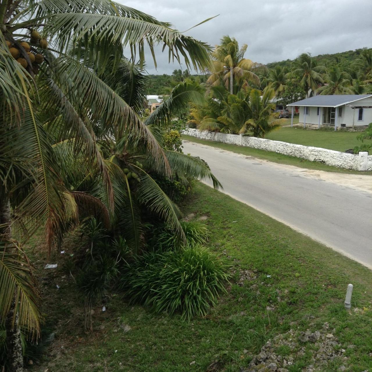 Heleni Jessop'S Fatahega Villa Alofi Exterior photo