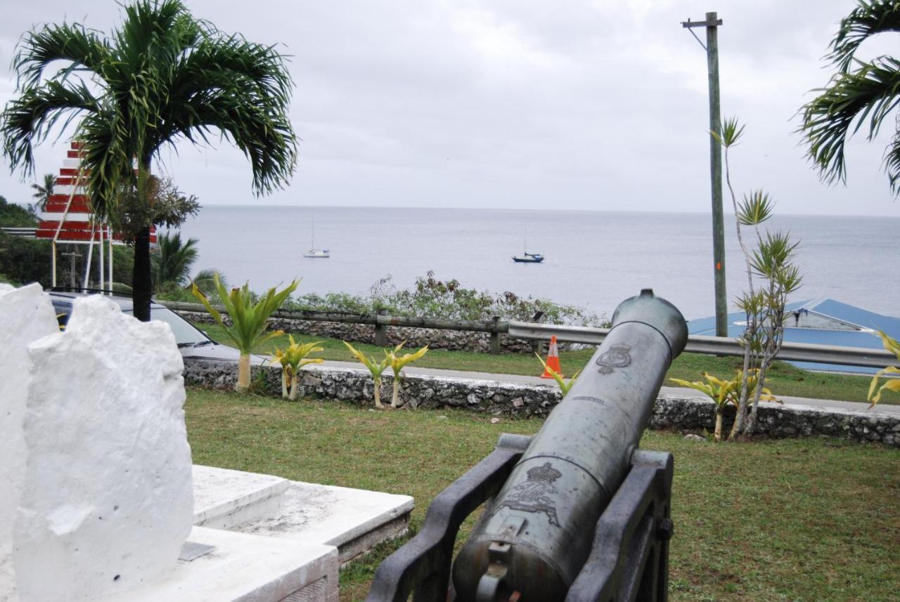 Heleni Jessop'S Fatahega Villa Alofi Exterior photo